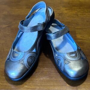 Naot RONGO Mary Jane Slingback Metallic Leather Shoes Women’s Size US 7.5 EU 38